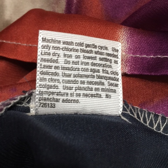 A.N.A. Petite Multicolored top. Size LP - Picture 7 of 8